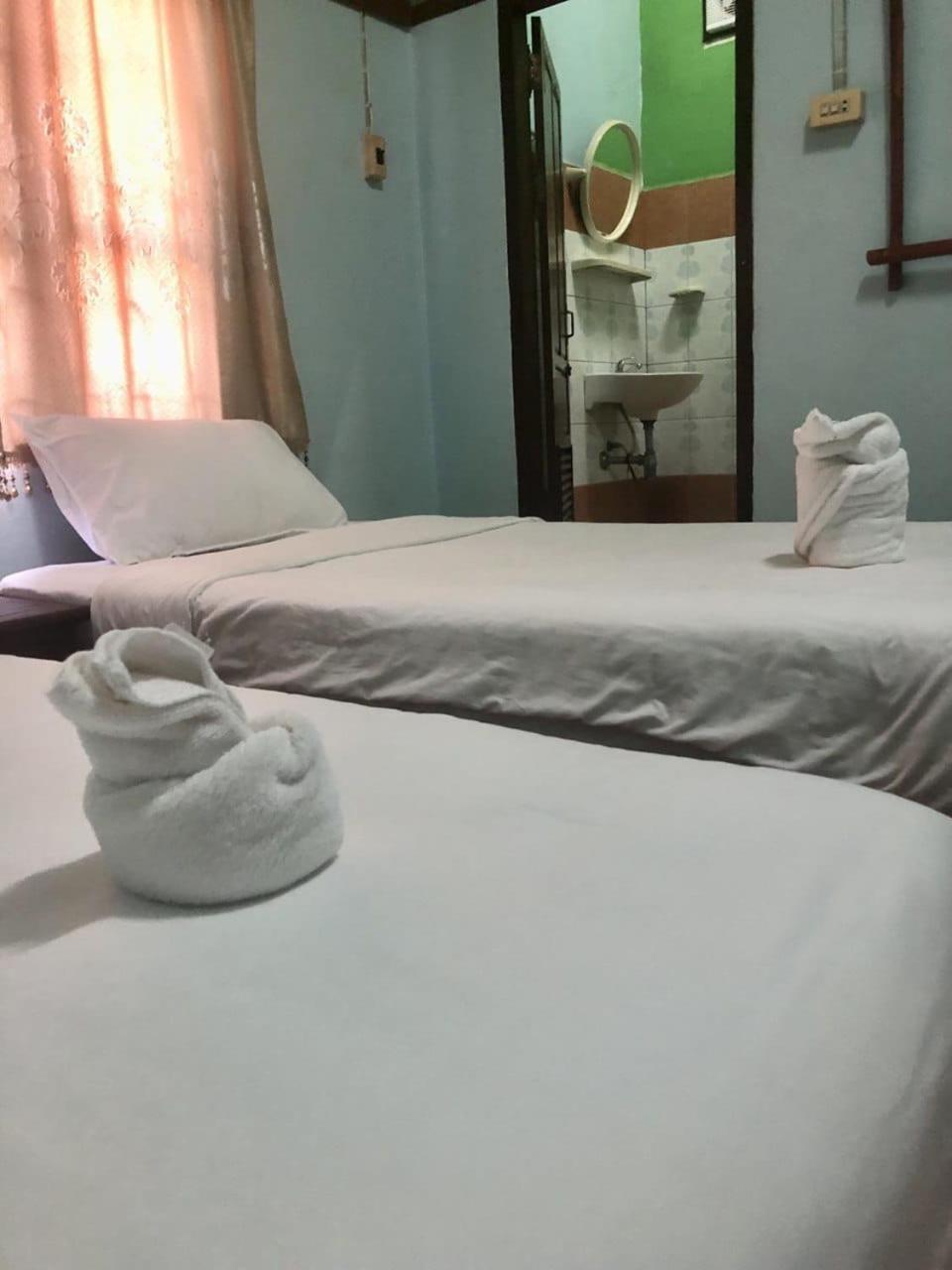 Veggie'S Rooms Vang Vieng Esterno foto